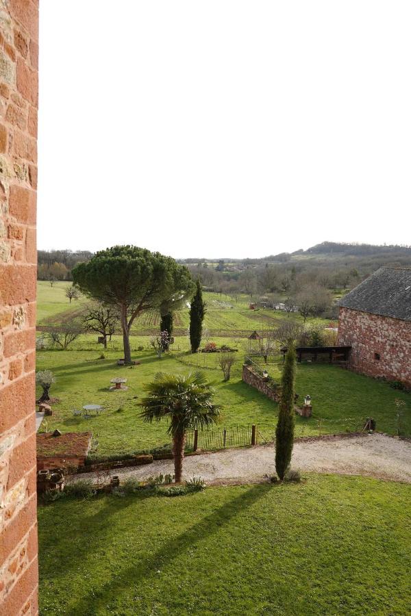 Chateau De Vassinhac Chambres D'Hotes Collonges La Rouge Exterior foto