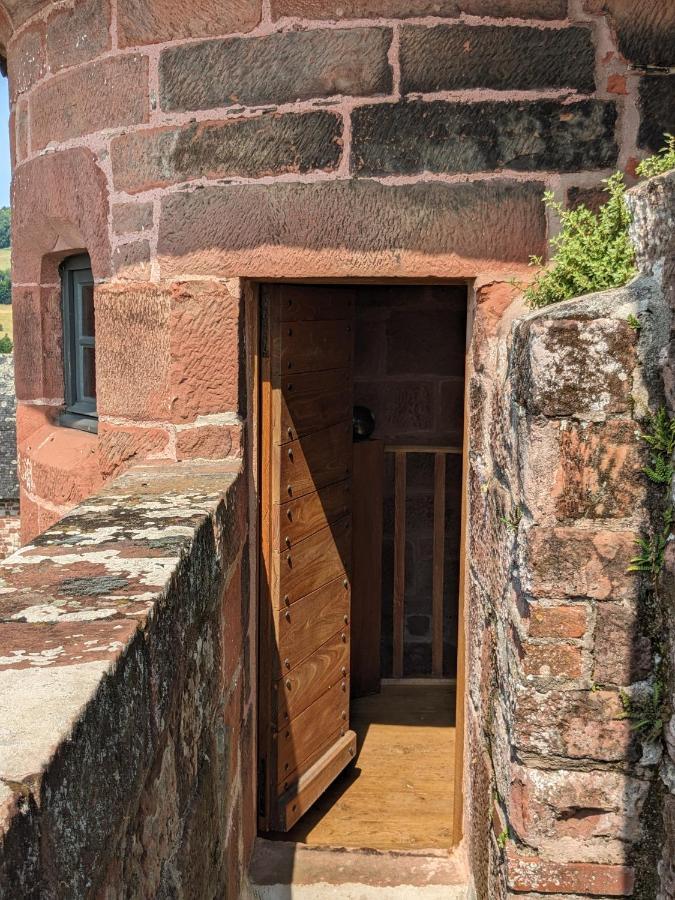Chateau De Vassinhac Chambres D'Hotes Collonges La Rouge Exterior foto