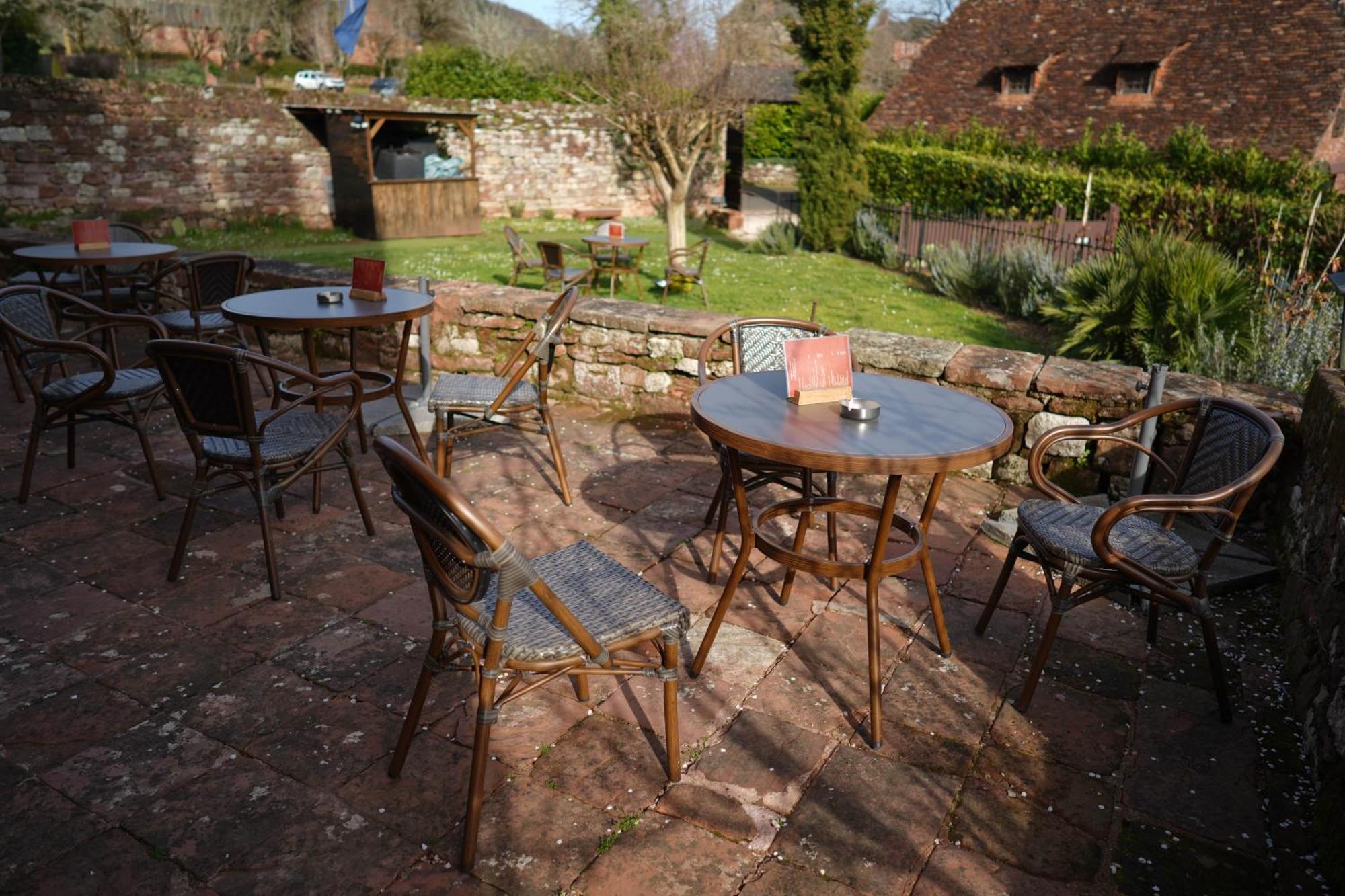 Chateau De Vassinhac Chambres D'Hotes Collonges La Rouge Exterior foto
